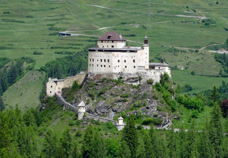 Schloss Tarasp, Tarasp, Scuol, Switzerland, Switzerland